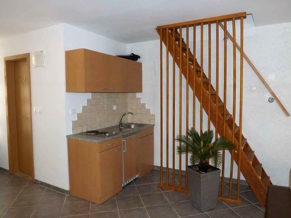 Apartments Tommi 드라말리 외부 사진