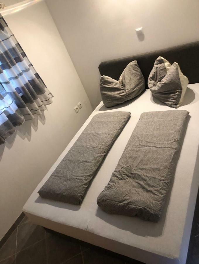 Apartments Tommi 드라말리 외부 사진